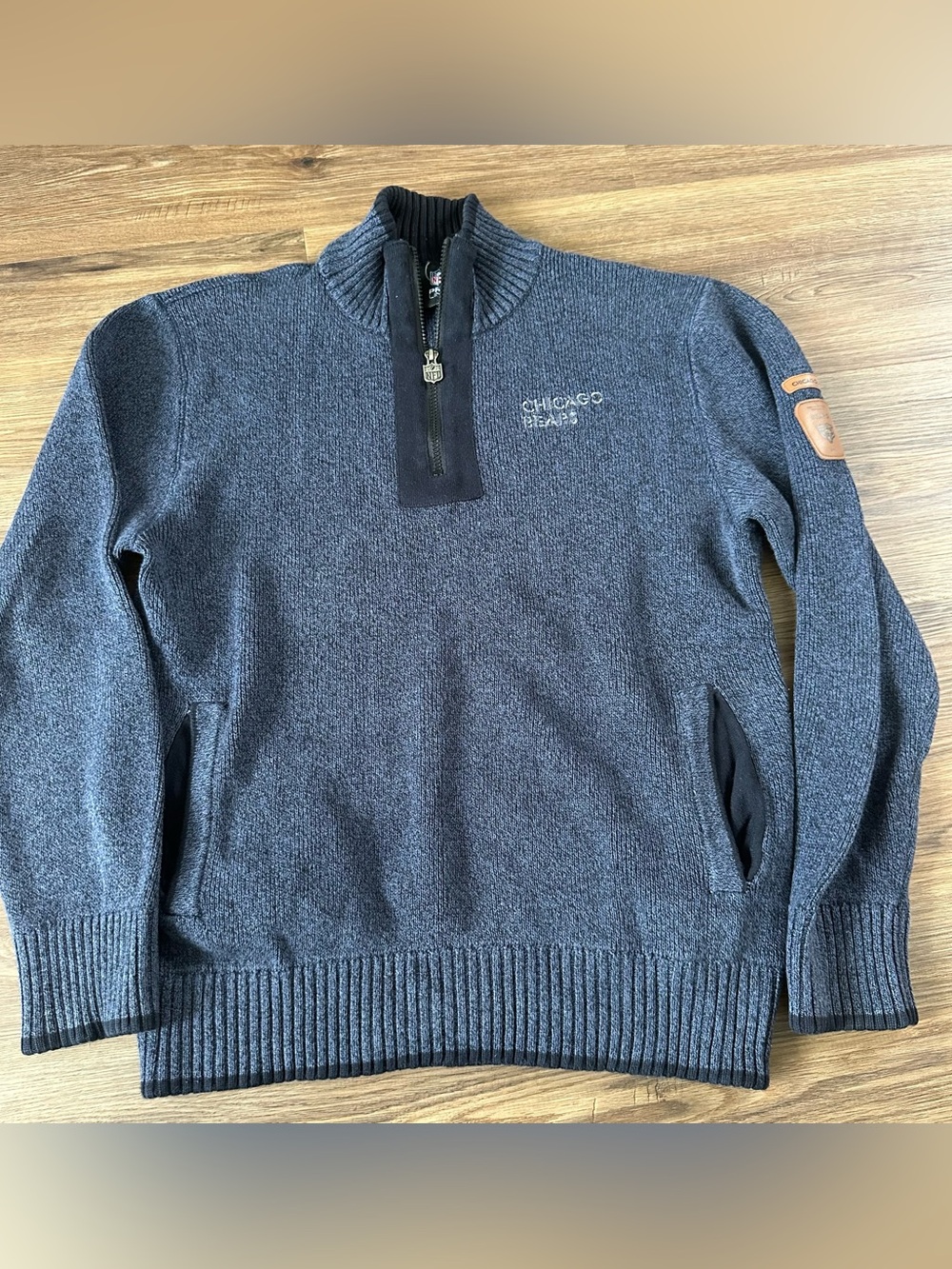 NFL Pro Line 1/4 Zip Sweater Chicago Bears Football Mens Large Blue Pockets Logo